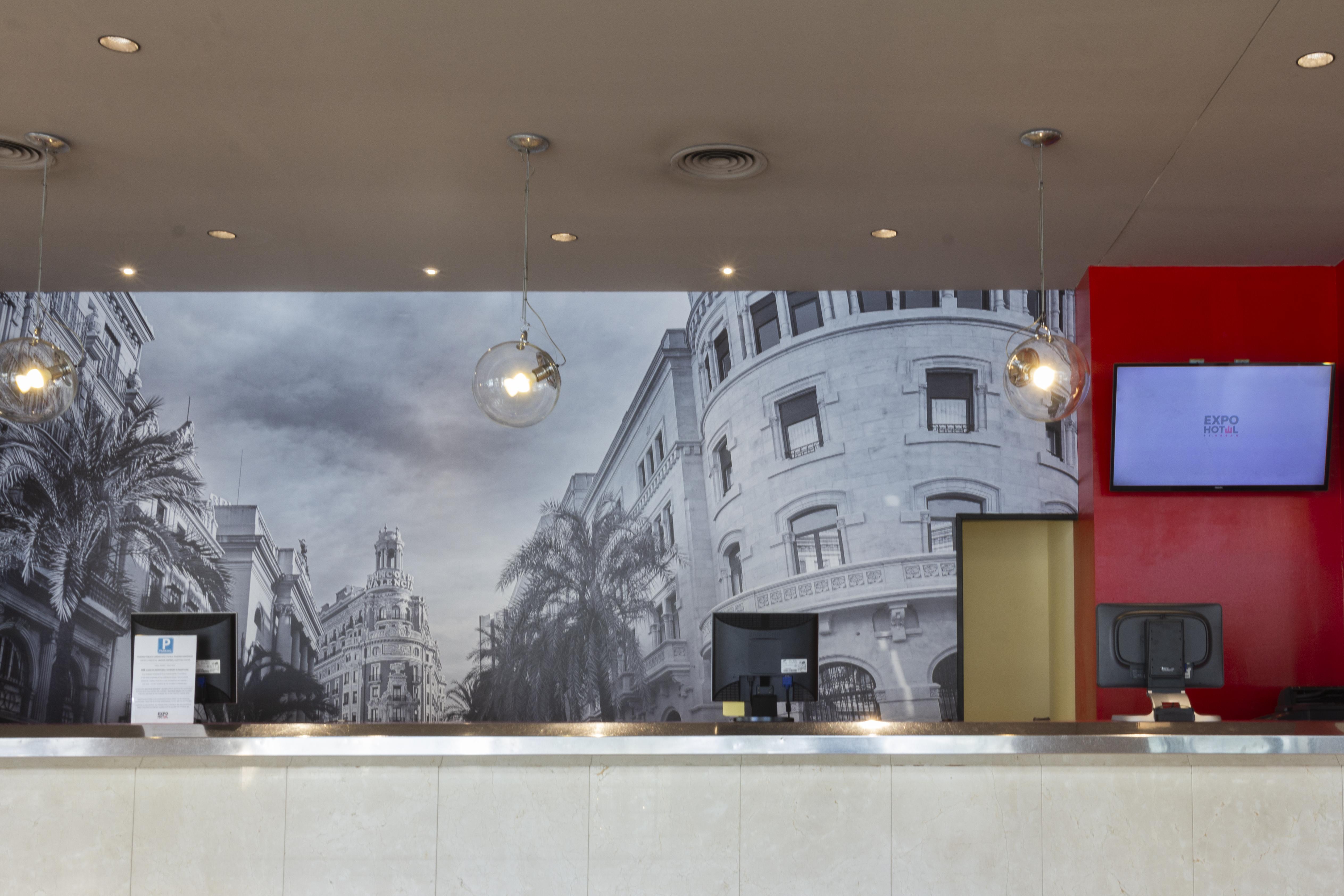เอ็กซ์โป โฮเต็ลวาเล็นเซีย Hotel บาเลนเซีย ภายนอก รูปภาพ